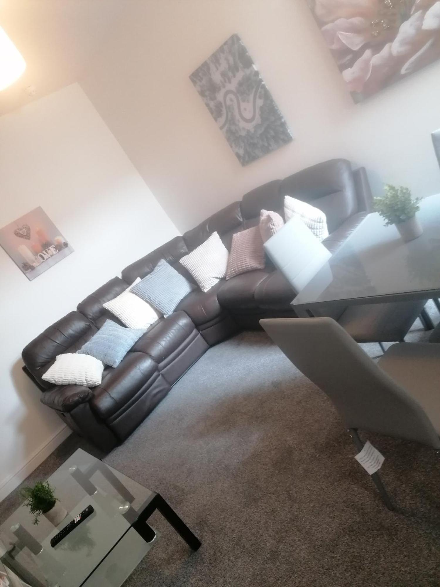 Rossy Home Of Relaxations Stoke-on-Trent Экстерьер фото