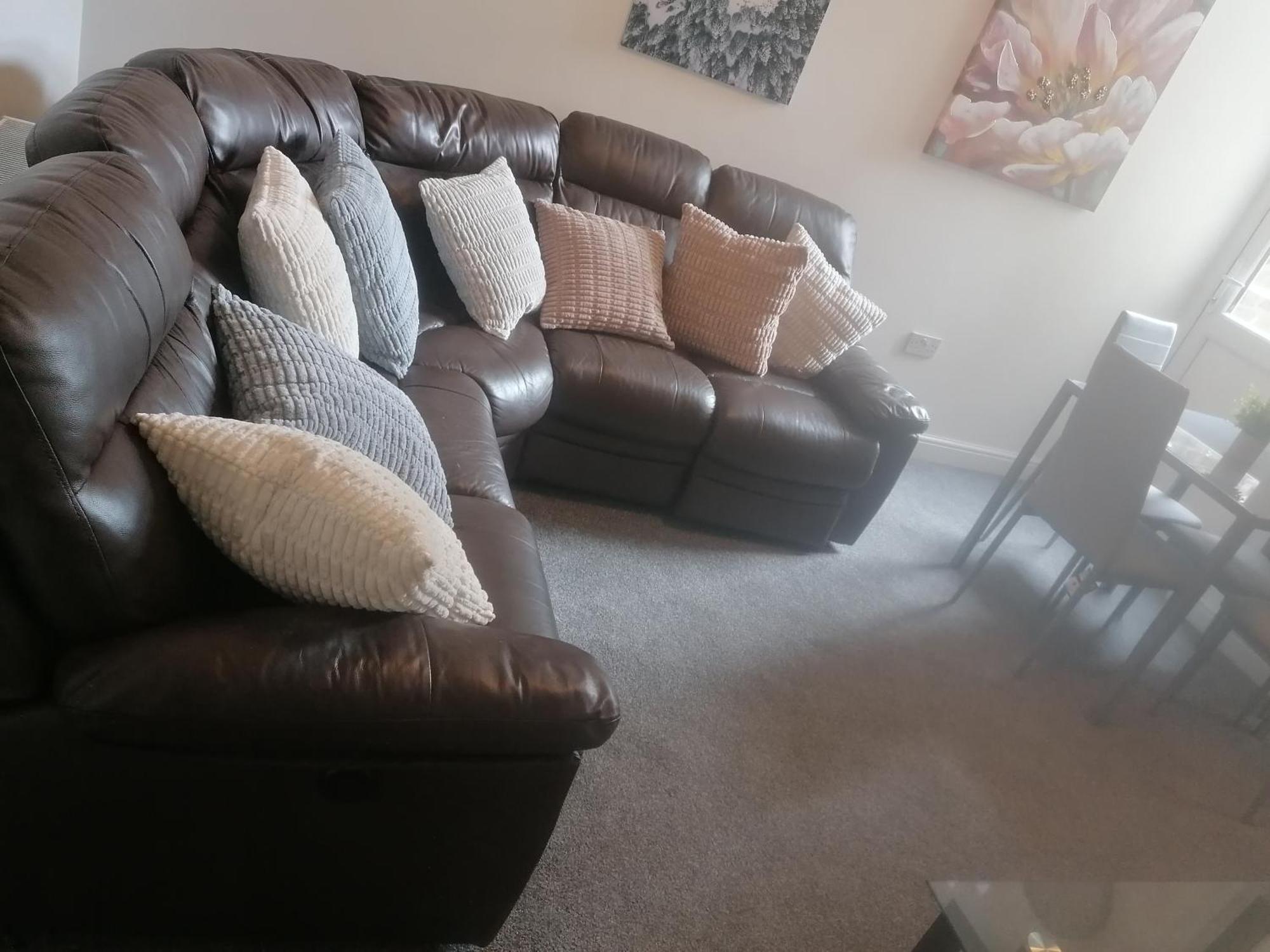 Rossy Home Of Relaxations Stoke-on-Trent Экстерьер фото